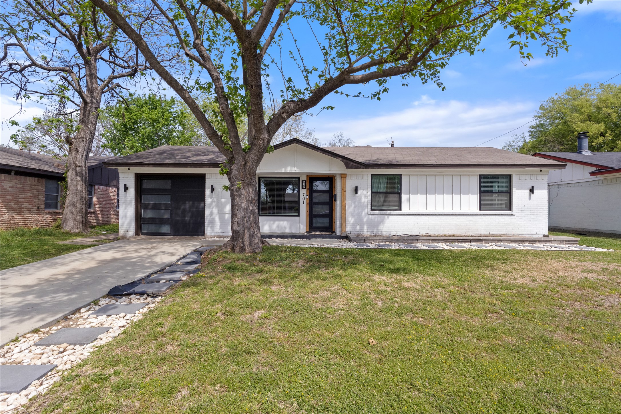 701 Milky Way Garland TX 75040