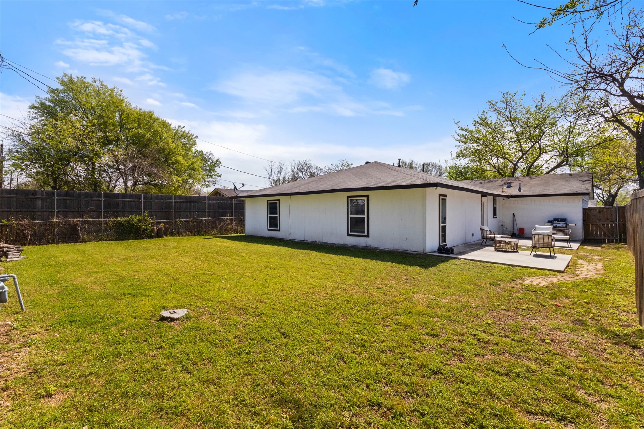 701 Milky Way Garland TX 75040