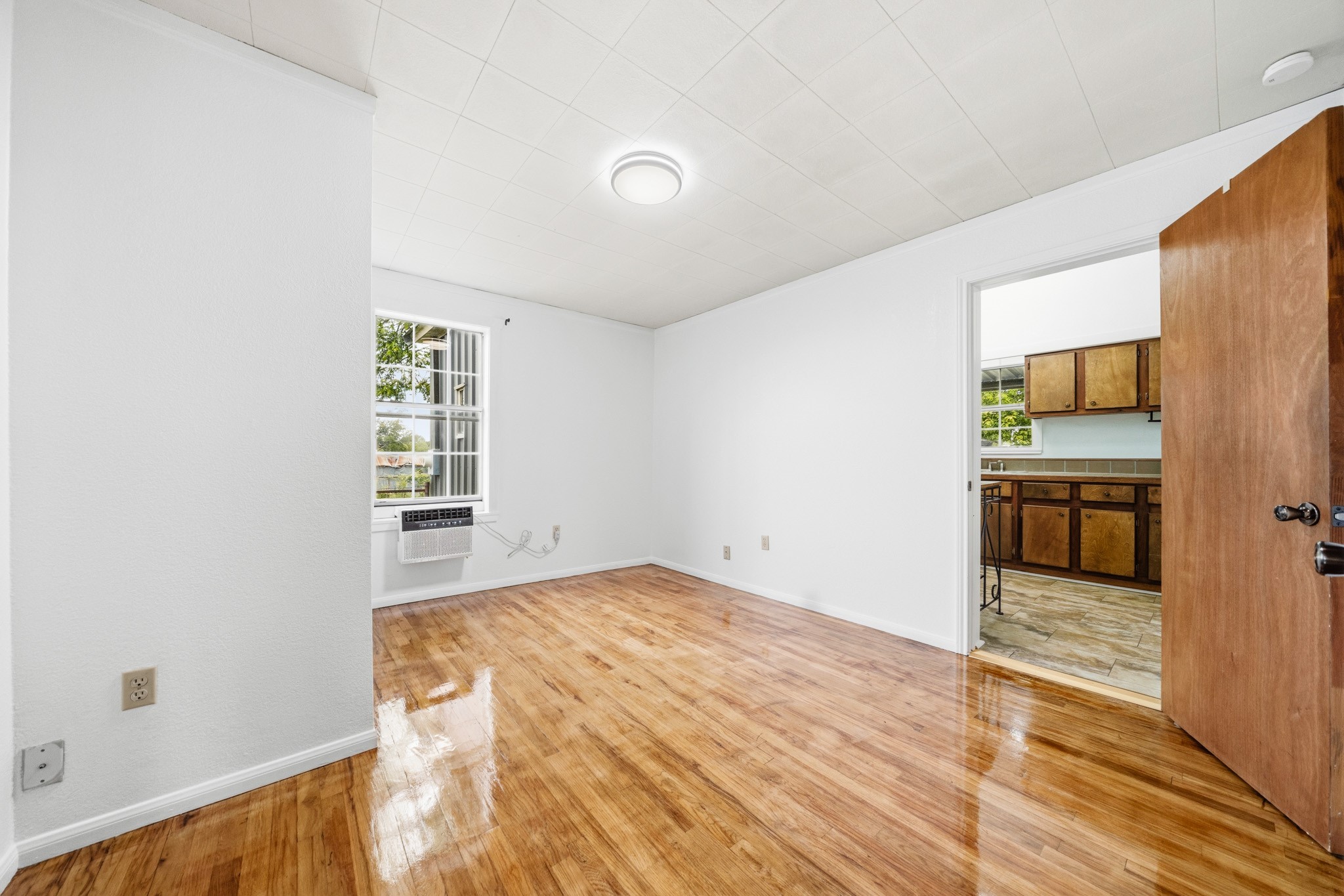 119 Avenue A Walnut Springs TX 76690