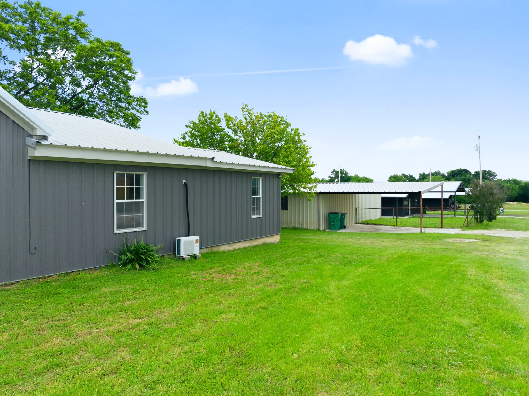 119 Avenue A Walnut Springs TX 76690