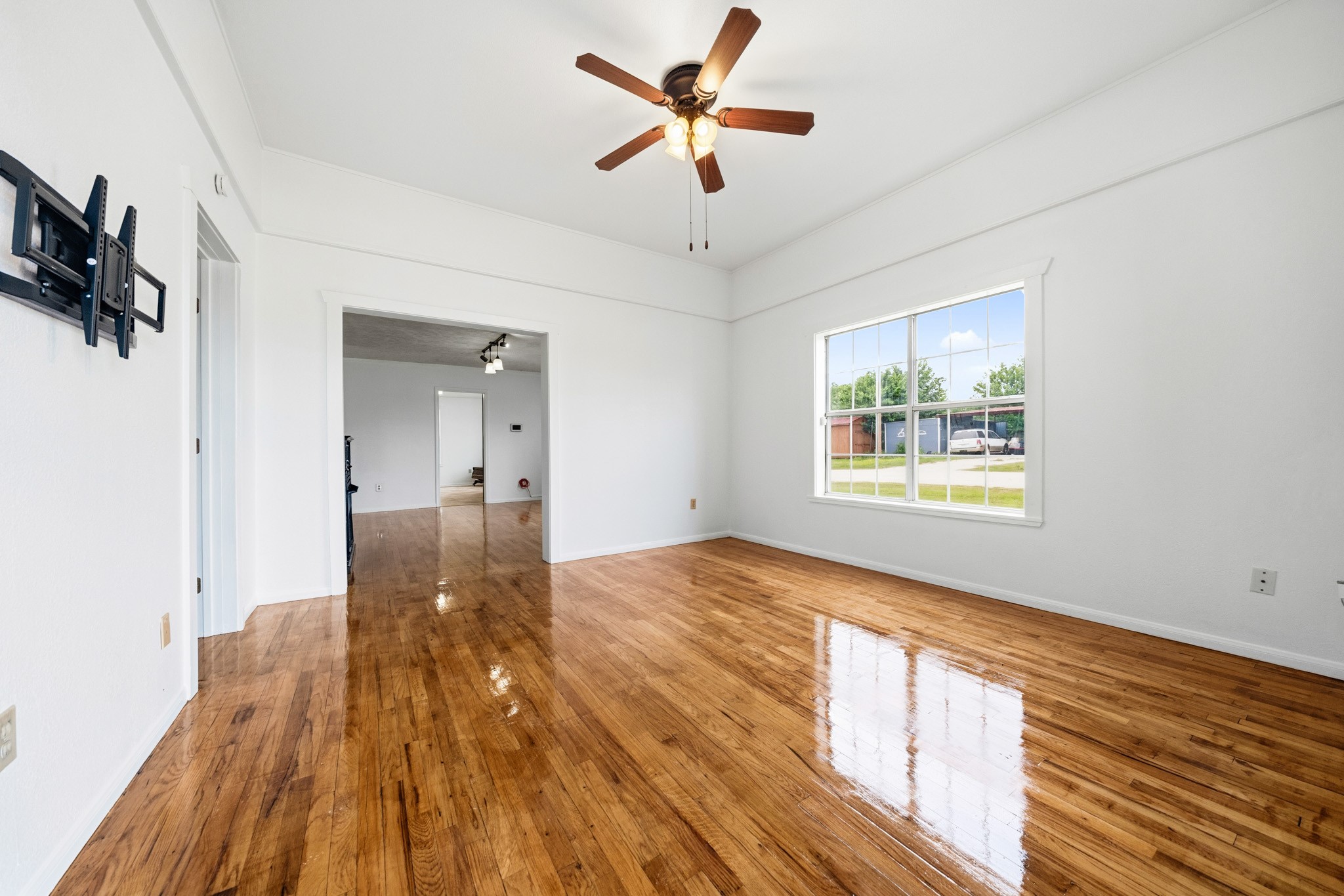 119 Avenue A Walnut Springs TX 76690