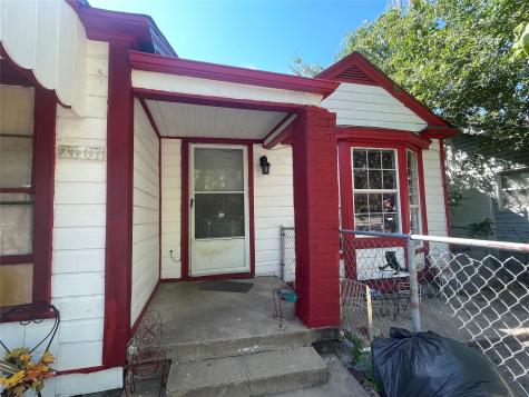 2607 W Lovers Lane Dallas TX 75235