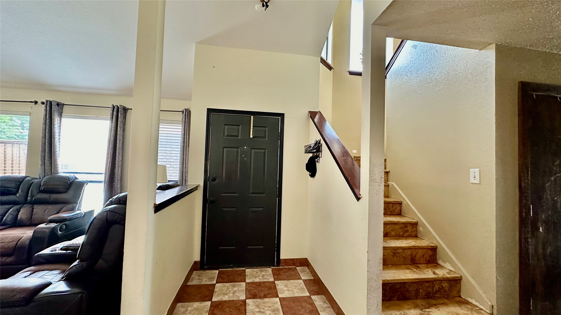 924 S Old Orchard Lane Lewisville TX 75067