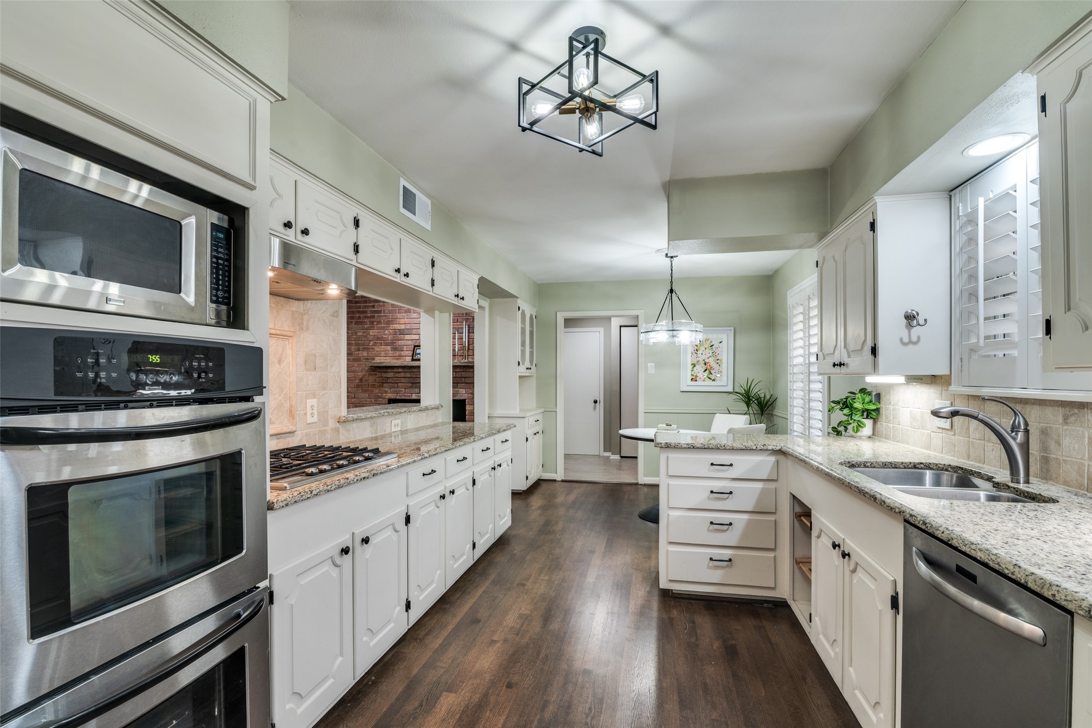 6324 Annapolis Lane Dallas TX 75214