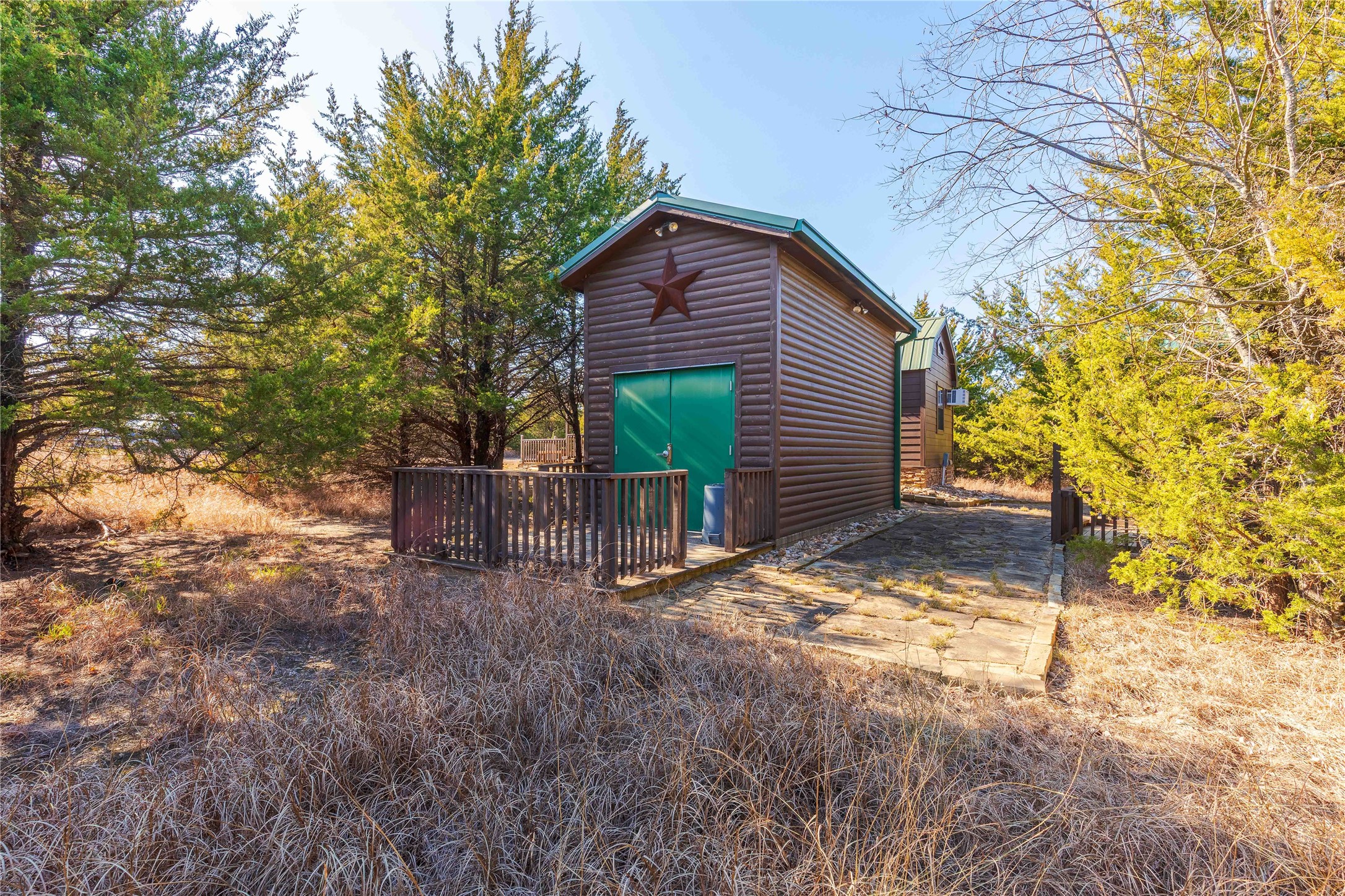 1221 County Road 3115 Bonham TX 75418