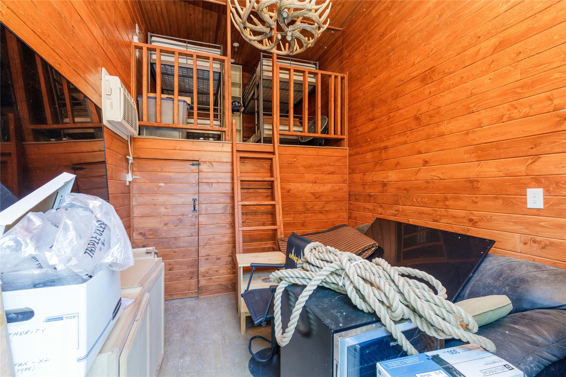1221 County Road 3115 Bonham TX 75418