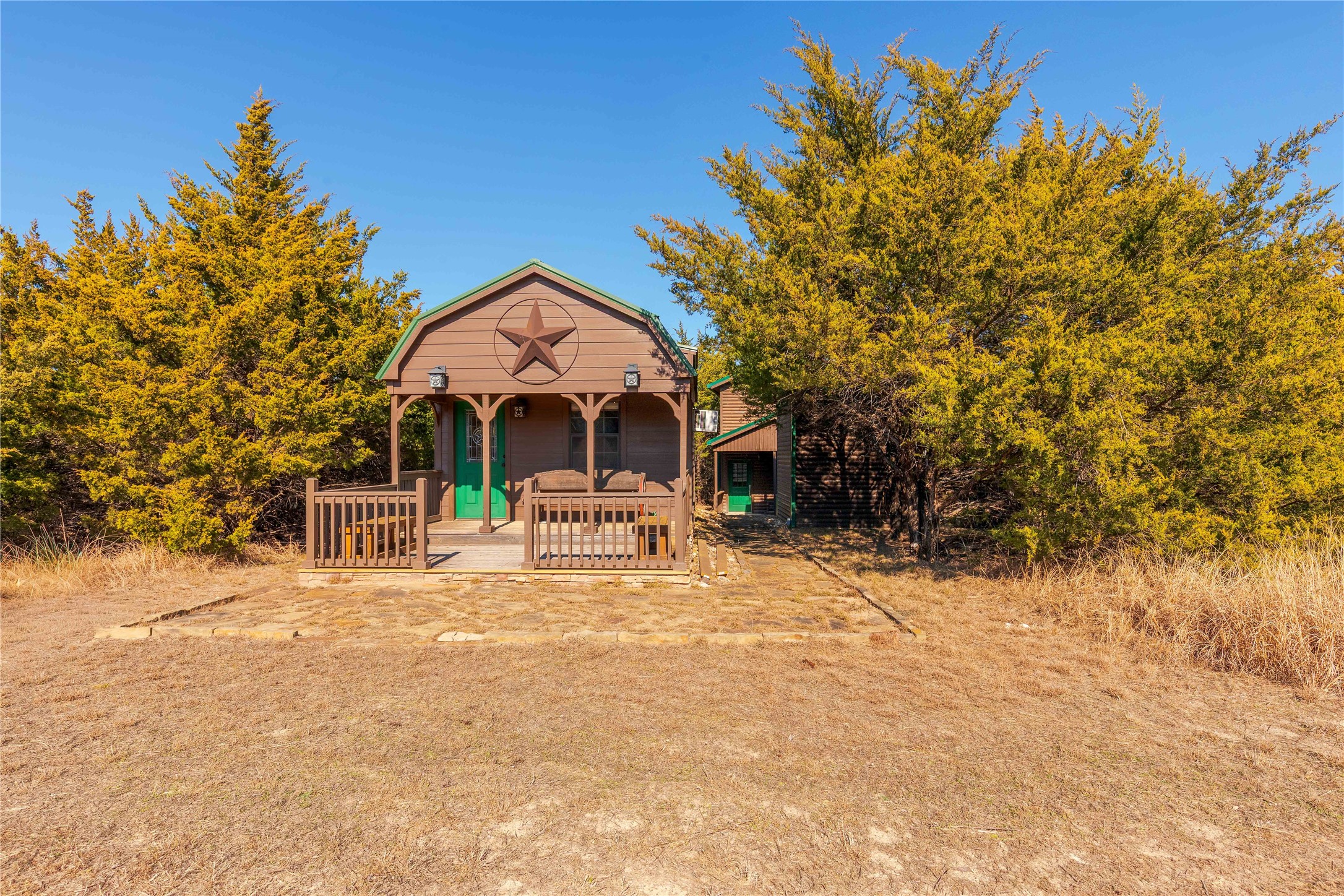 1221 County Road 3115 Bonham TX 75418