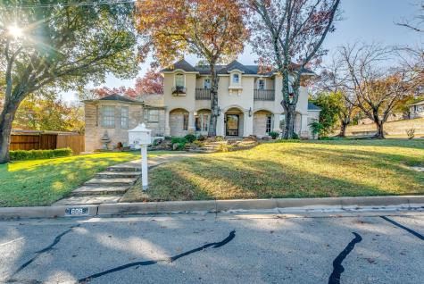 609 W Lee Avenue Weatherford TX 76086