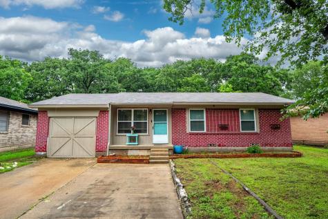 1915 Mohican Street Denton TX 76209
