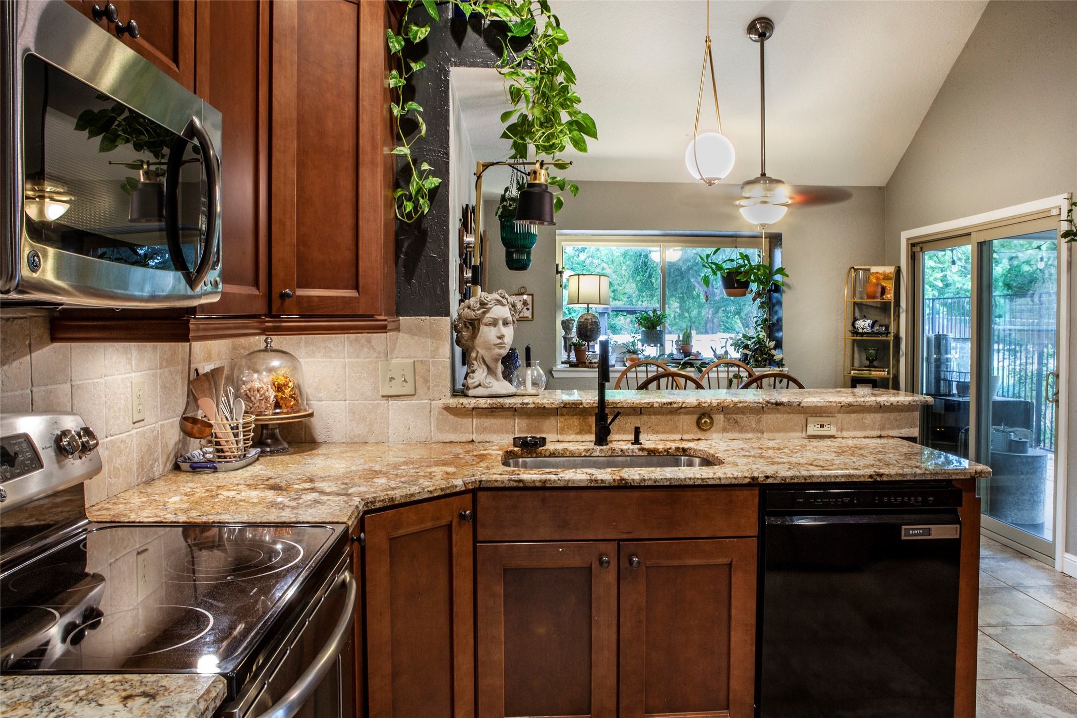 810 Highland Hills Lane Highland Village TX 75077