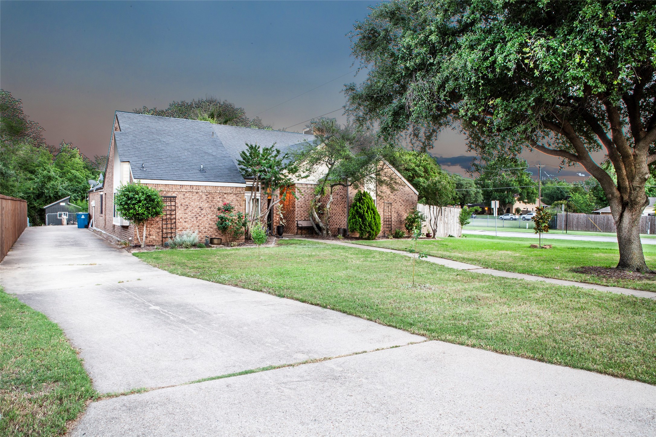810 Highland Hills Lane Highland Village TX 75077