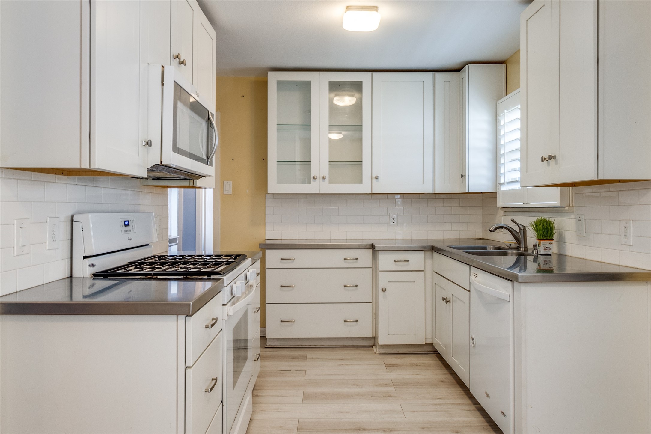 435 Parkhurst Drive Dallas TX 75218