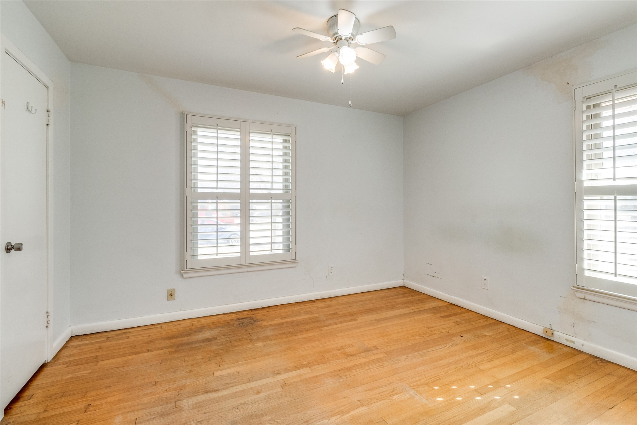 435 Parkhurst Drive Dallas TX 75218