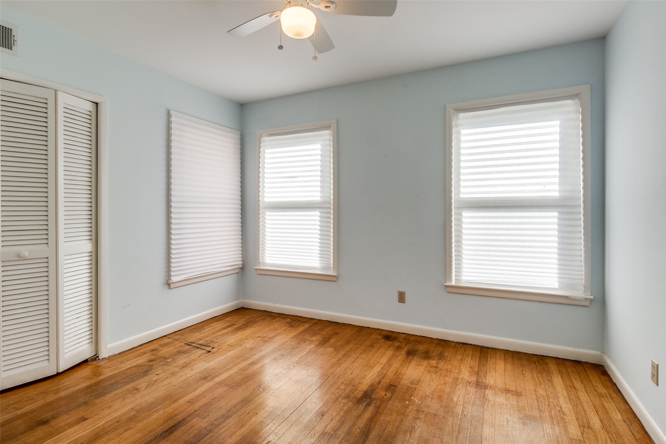 435 Parkhurst Drive Dallas TX 75218