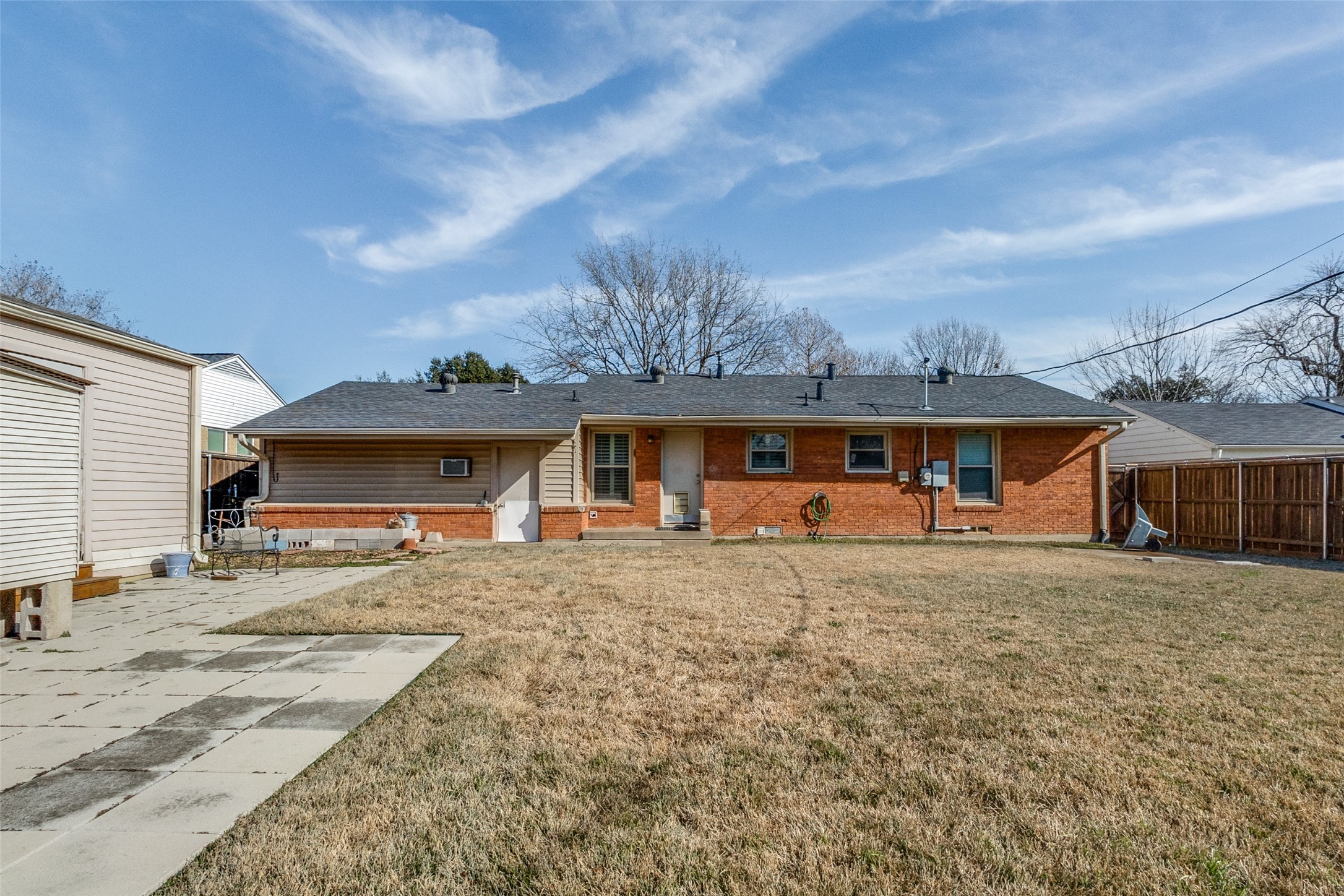 435 Parkhurst Drive Dallas TX 75218