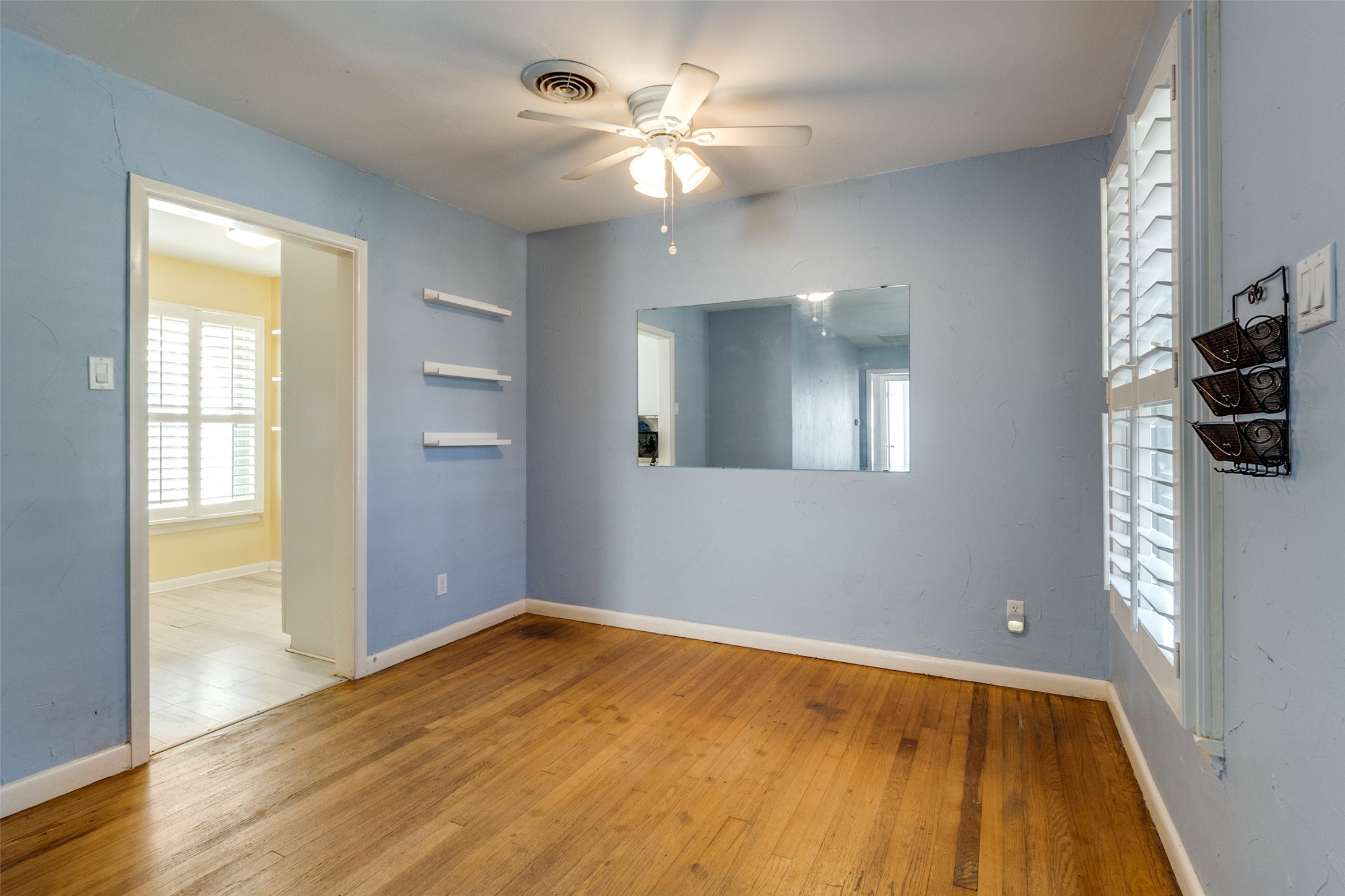 435 Parkhurst Drive Dallas TX 75218