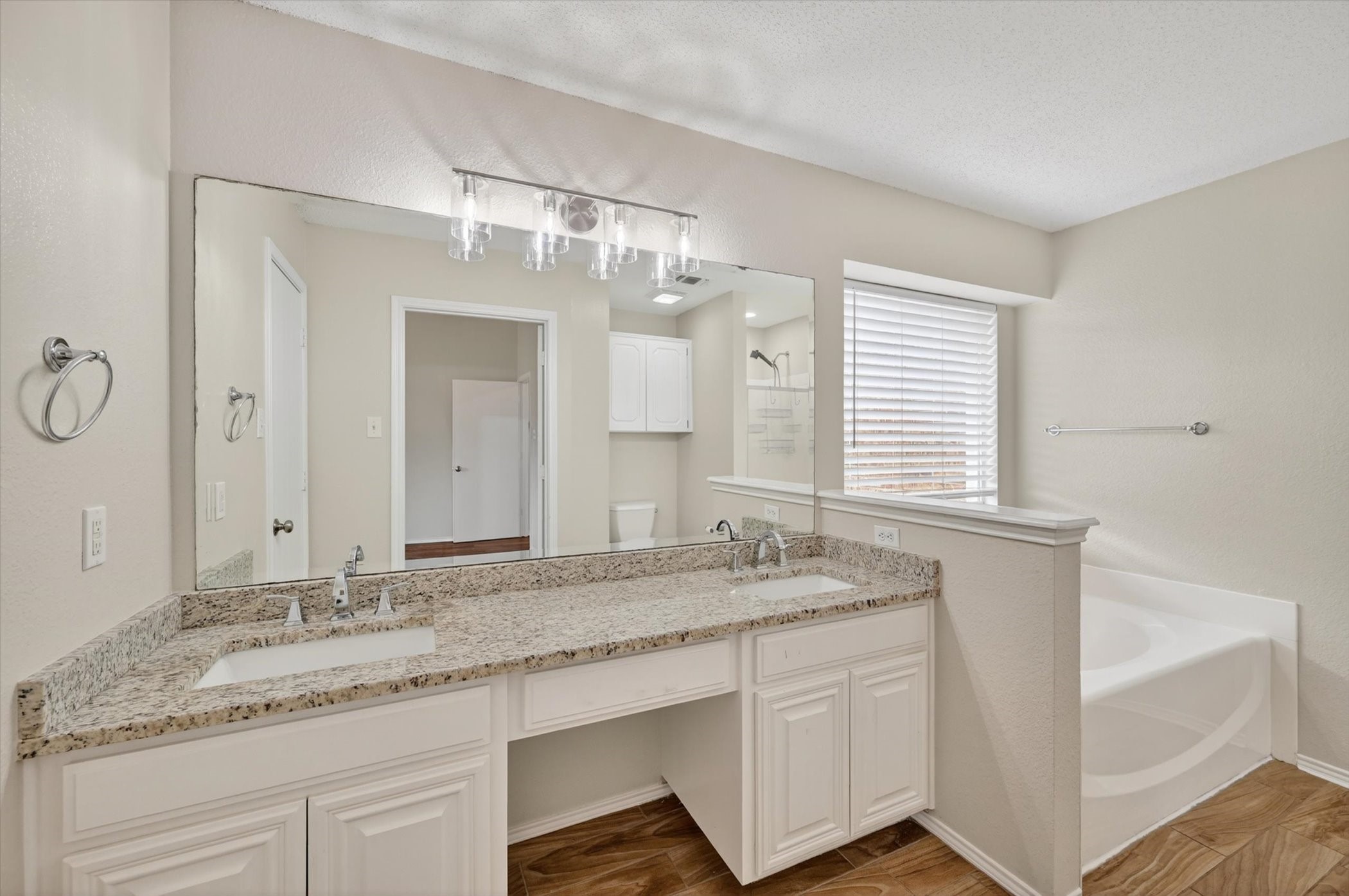 548 Marybeth Drive Burleson TX 76028