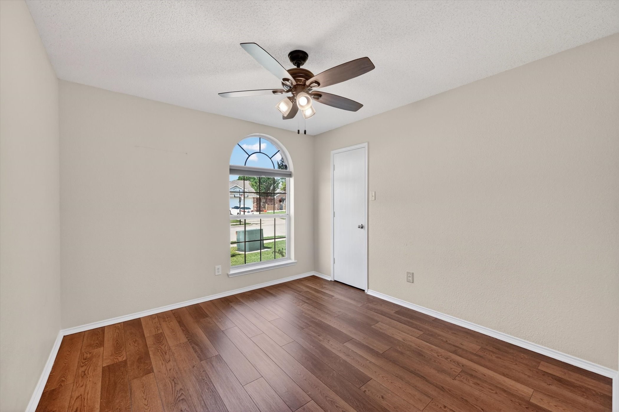 548 Marybeth Drive Burleson TX 76028