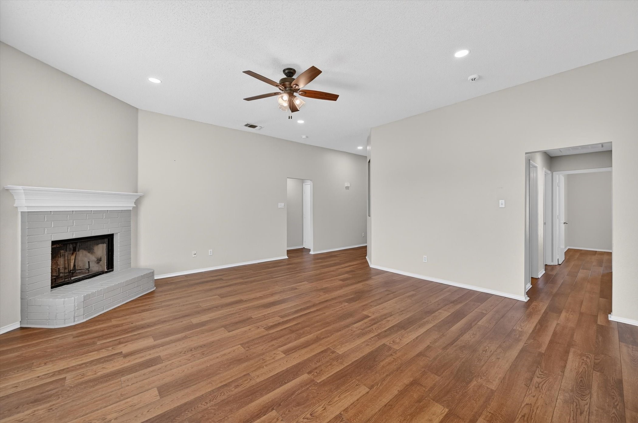 548 Marybeth Drive Burleson TX 76028