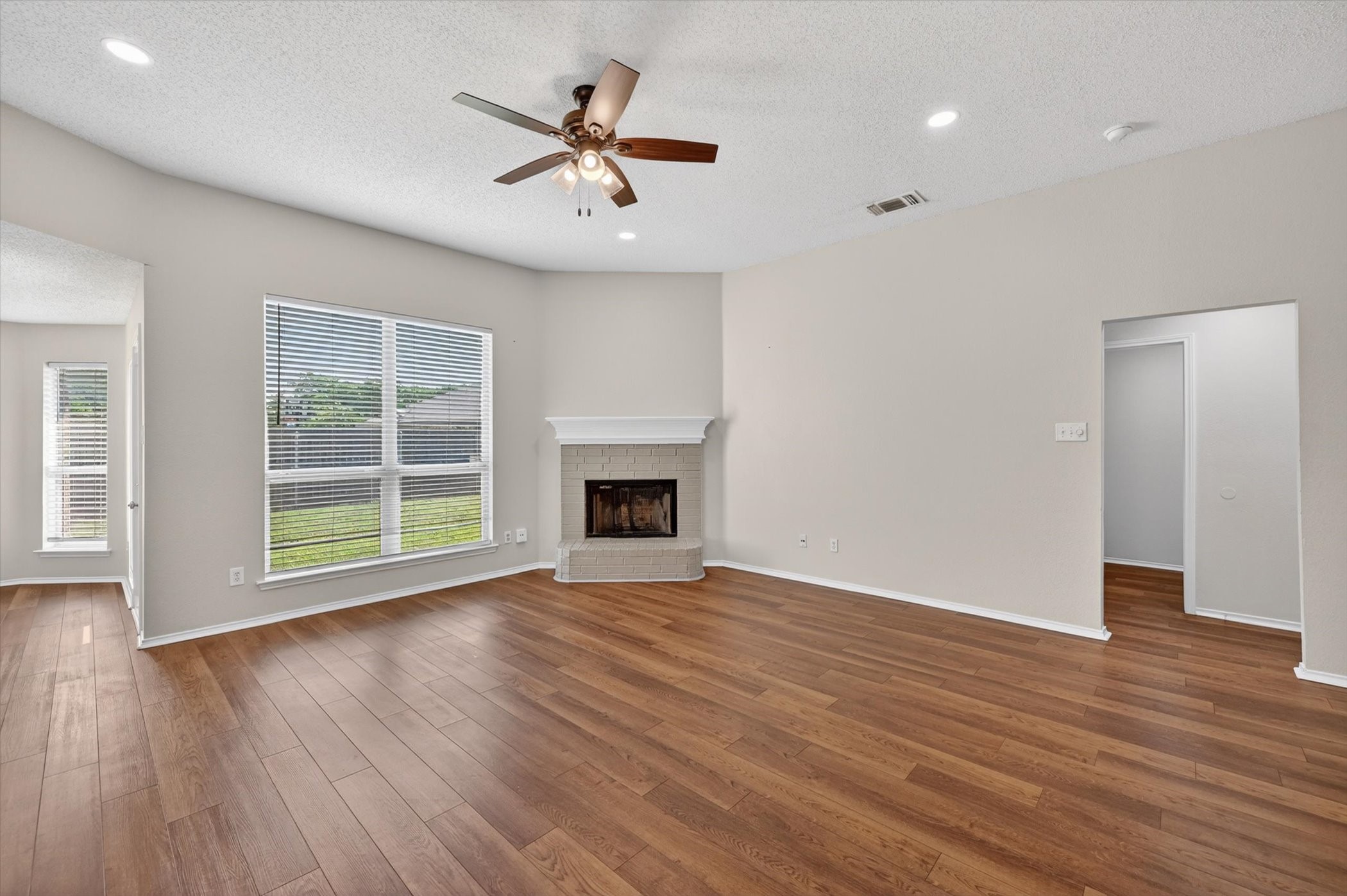 548 Marybeth Drive Burleson TX 76028