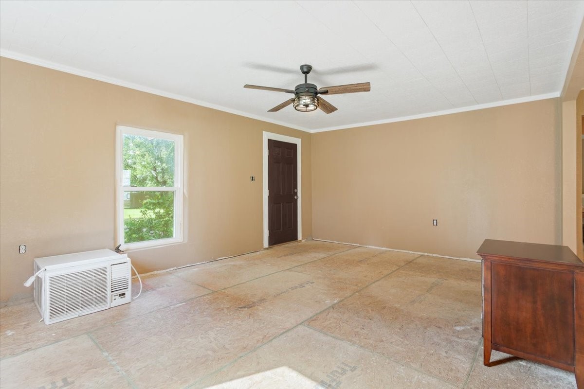 1084 Speegle Road Woodway TX 76712