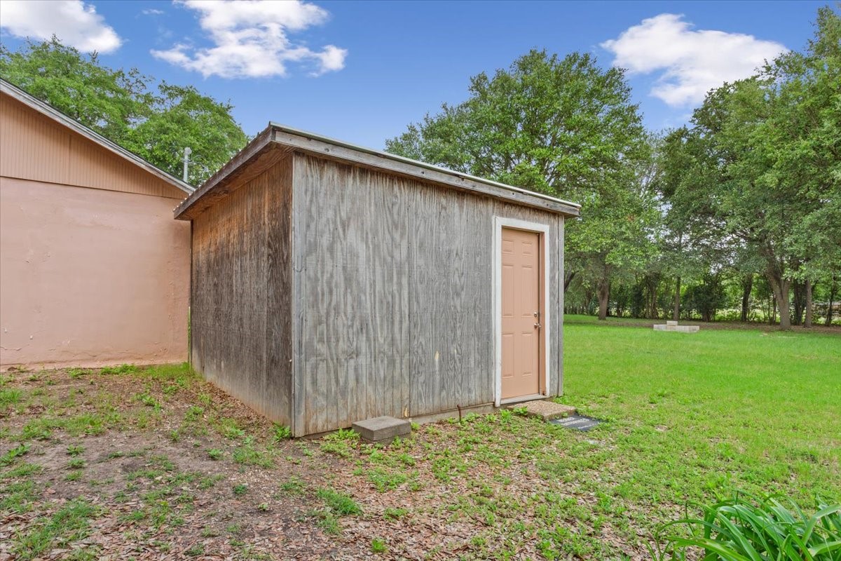 1084 Speegle Road Woodway TX 76712