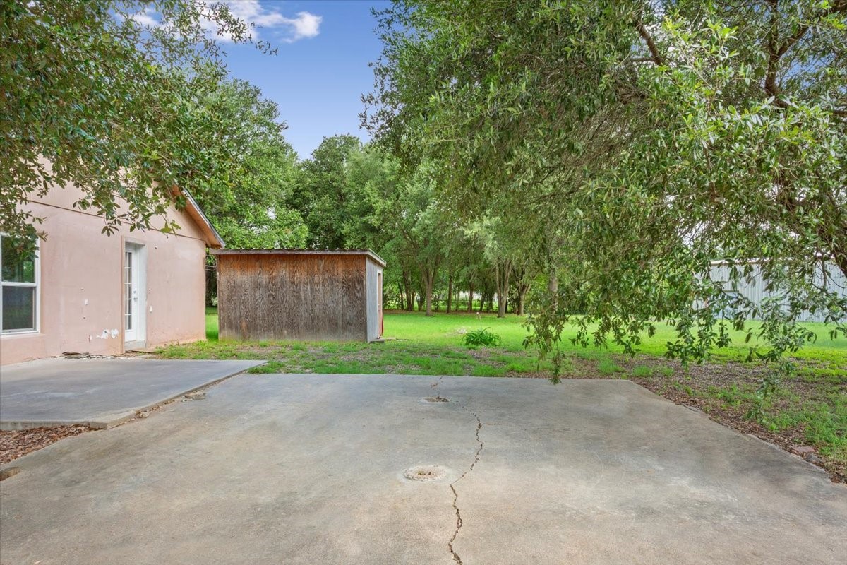 1084 Speegle Road Woodway TX 76712