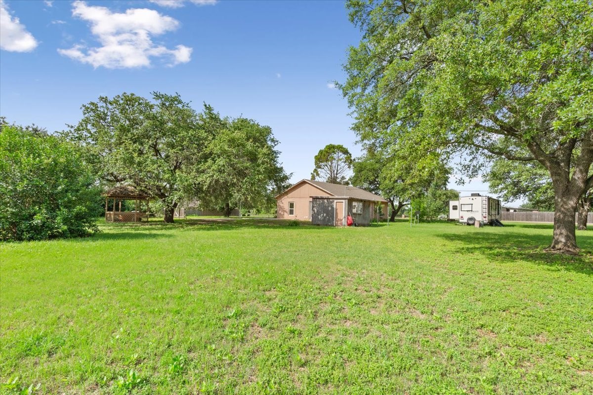 1084 Speegle Road Woodway TX 76712