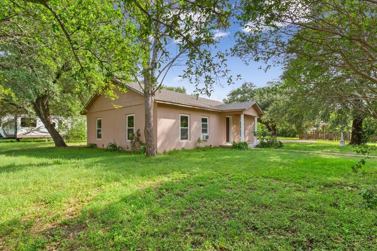 1084 Speegle Road Woodway TX 76712