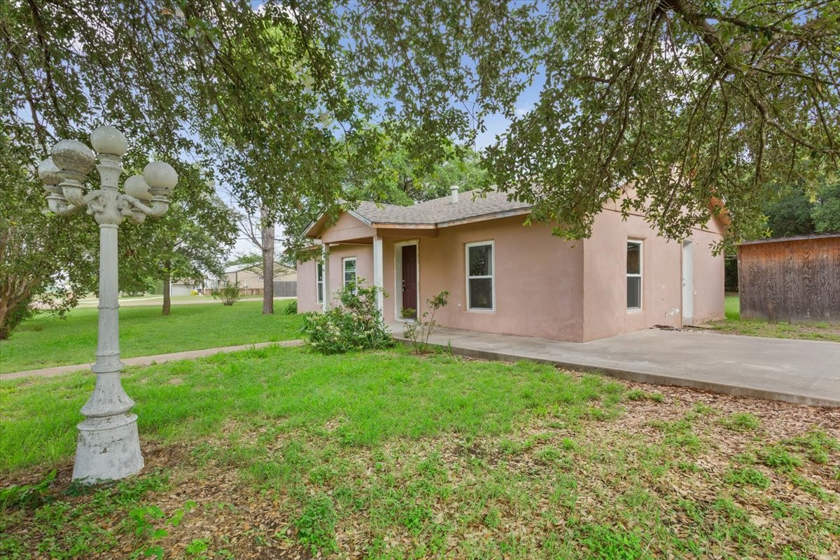 1084 Speegle Road Woodway TX 76712