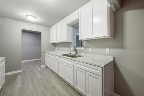 2105 Cottie Lane Arlington TX 76010