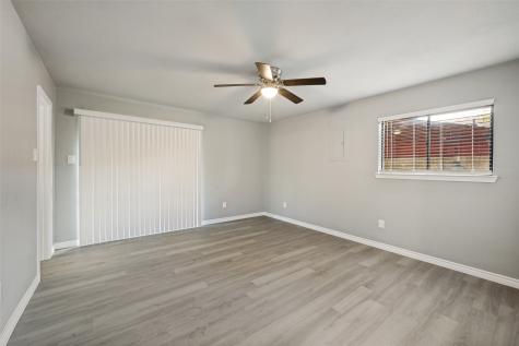 2105 Cottie Lane Arlington TX 76010