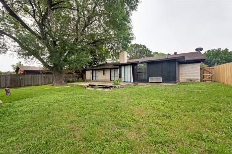 2105 Cottie Lane Arlington TX 76010