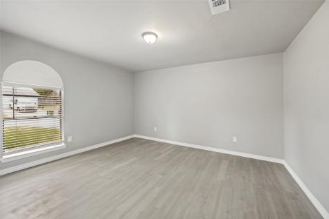 2105 Cottie Lane Arlington TX 76010