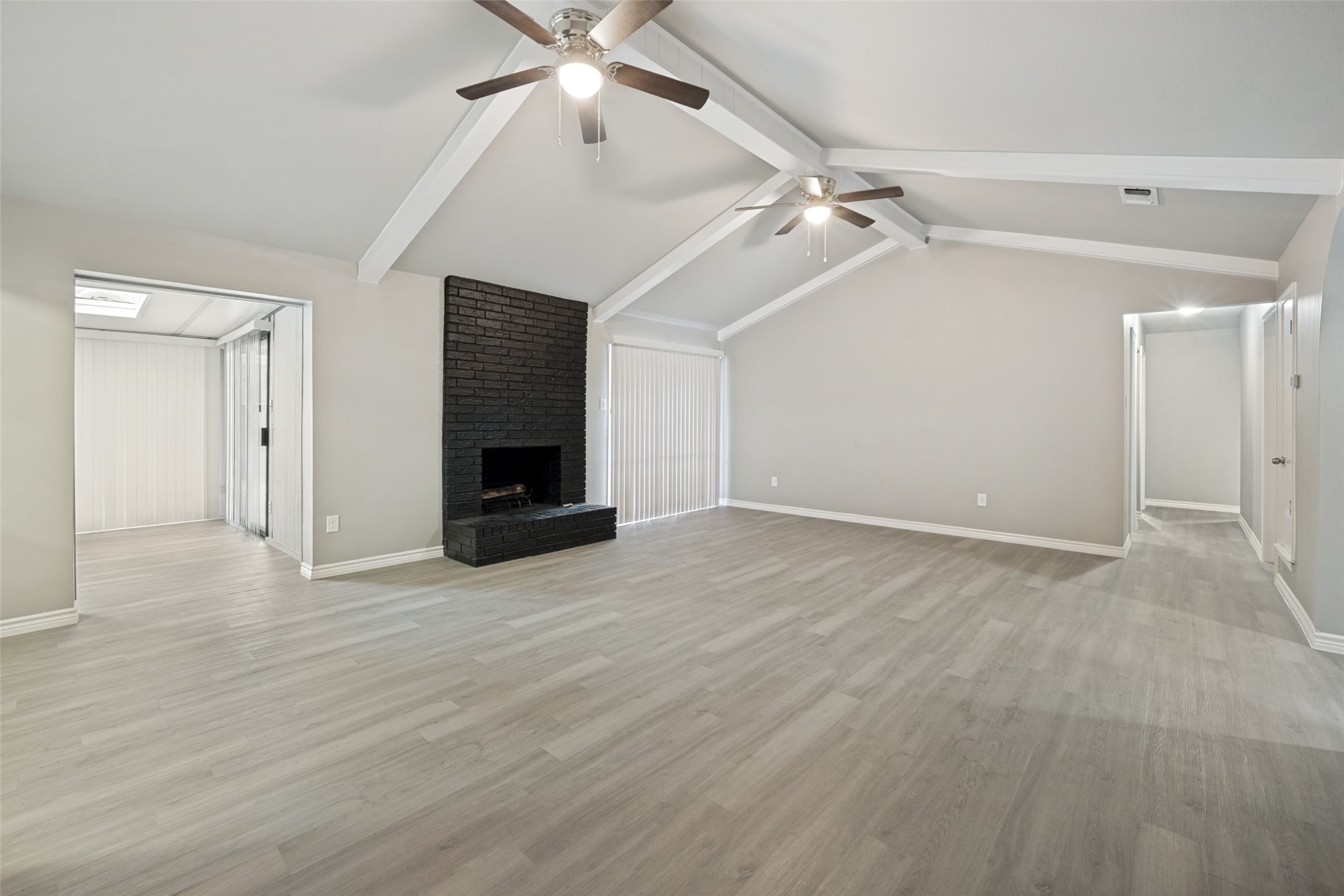 2105 Cottie Lane Arlington TX 76010