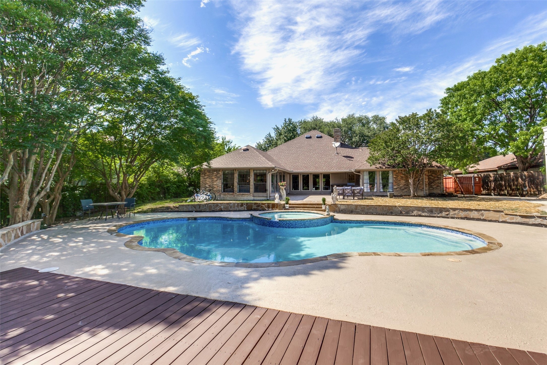 10030 Woodlake Drive Dallas TX 75243