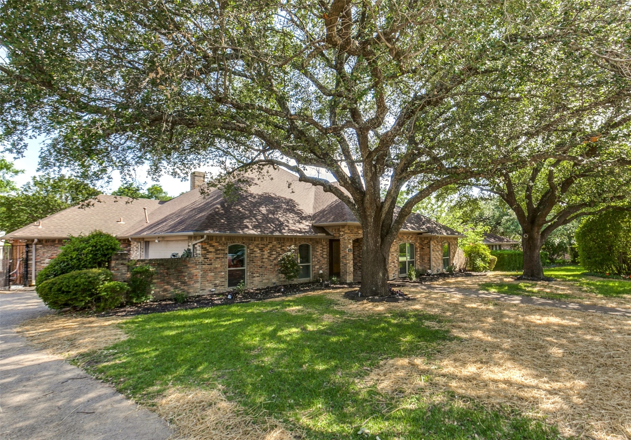 10030 Woodlake Drive Dallas TX 75243