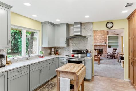 1600 Lieschen Court Arlington TX 76012