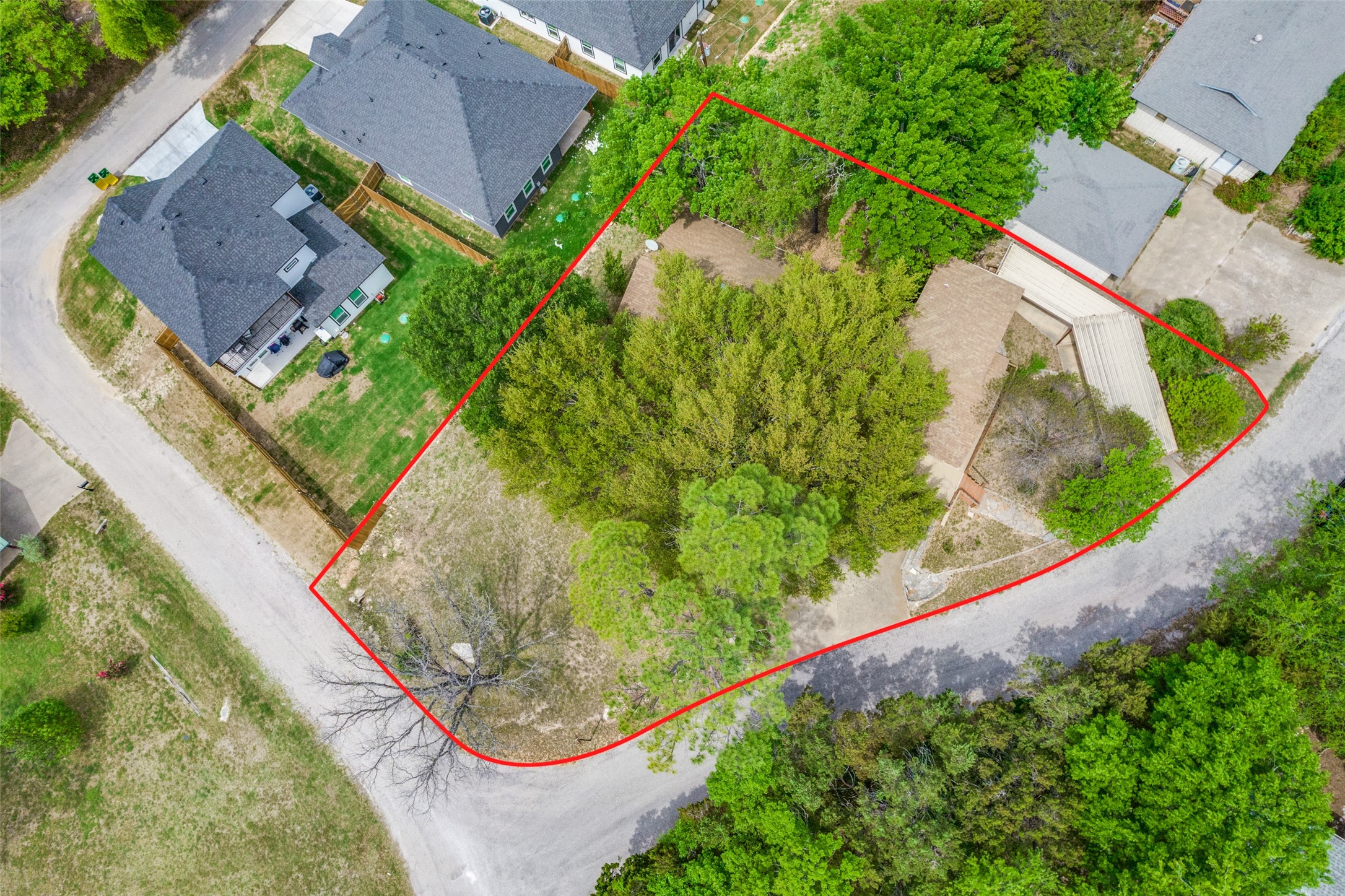 1114 Spur Trail Granbury TX 76049