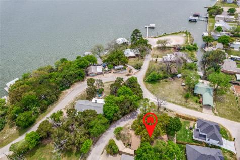 1114 Spur Trail Granbury TX 76049