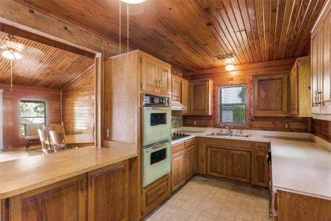 1114 Spur Trail Granbury TX 76049