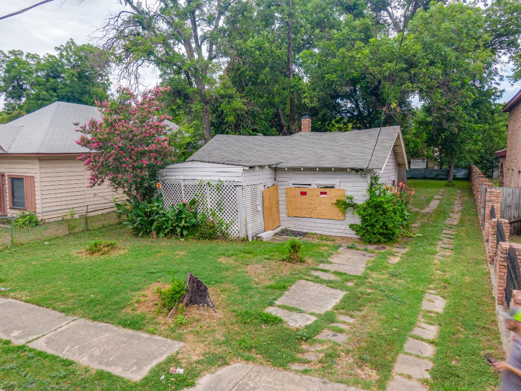 5327 Parry Avenue Dallas TX 75223