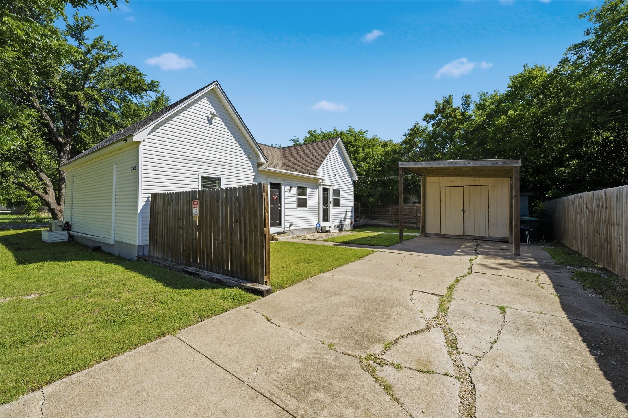 2320 Mistletoe Waco TX 76706