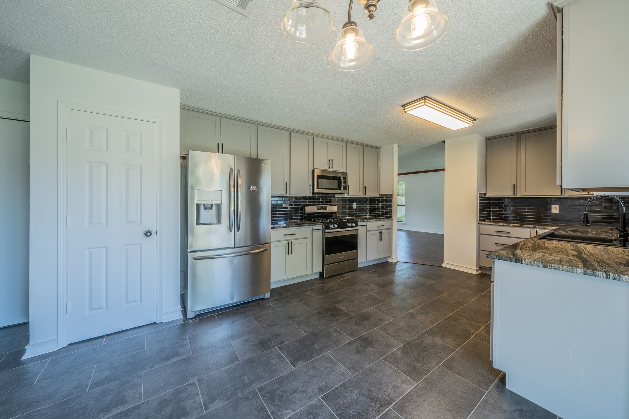 7217 Mccoy Drive Watauga TX 76148