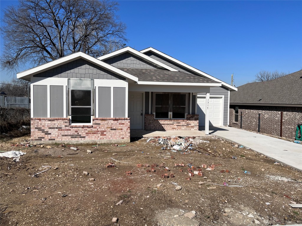 1317 E Jessamine Street Fort Worth TX 76104