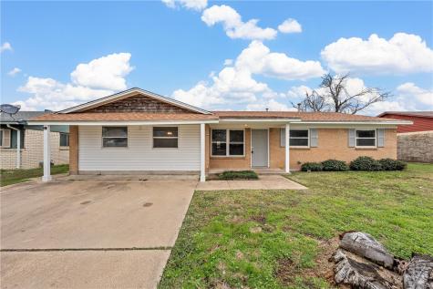 505 Cherokee Street Elm Mott TX 76640