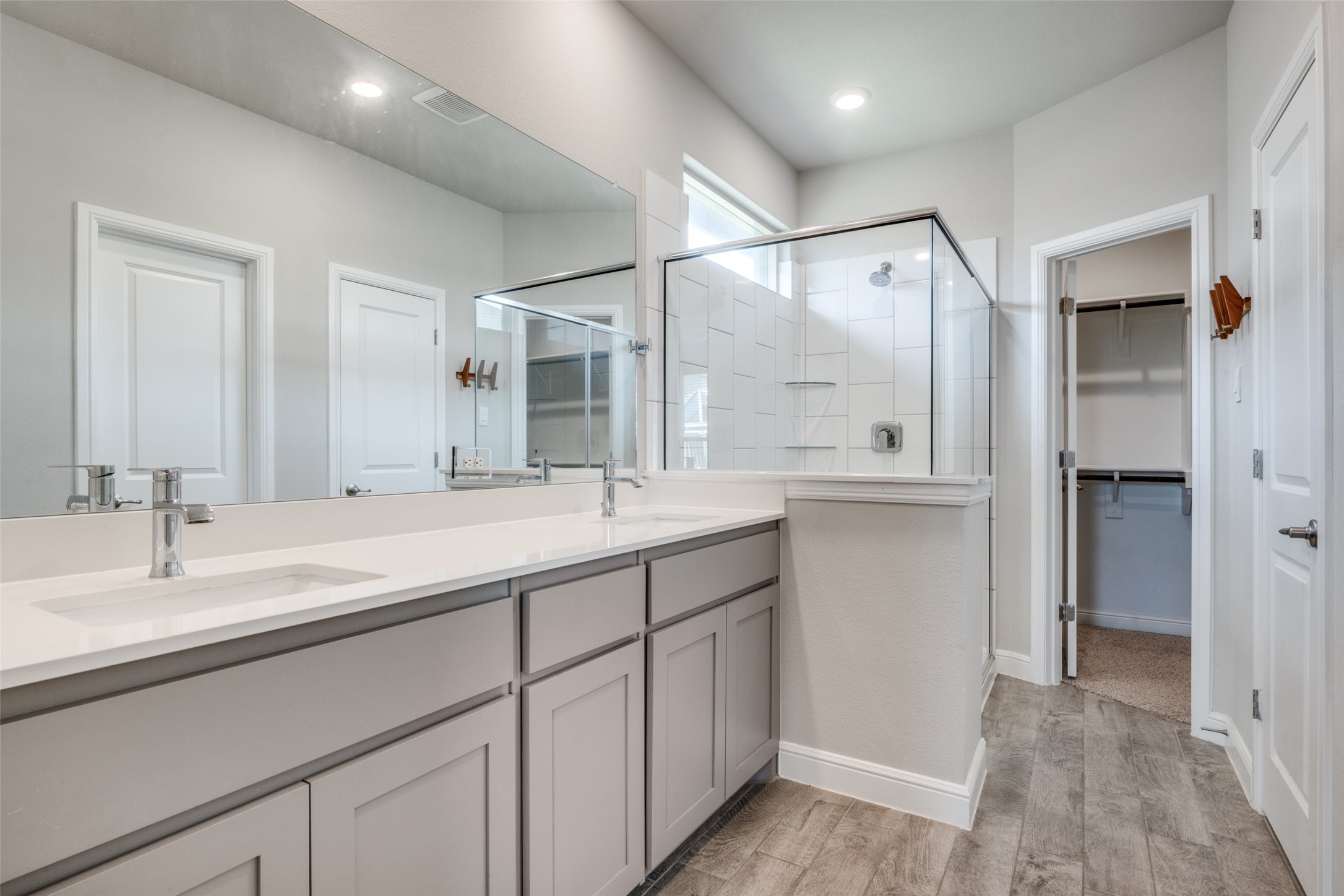 5267 Mountain View Drive Krum TX 76249