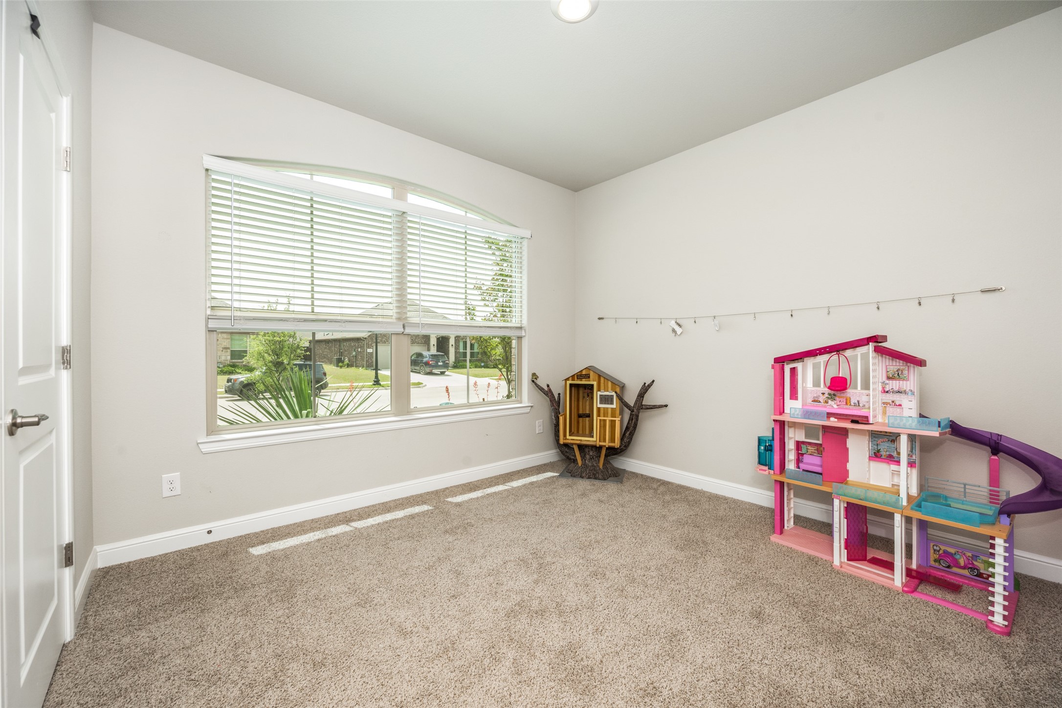 5267 Mountain View Drive Krum TX 76249