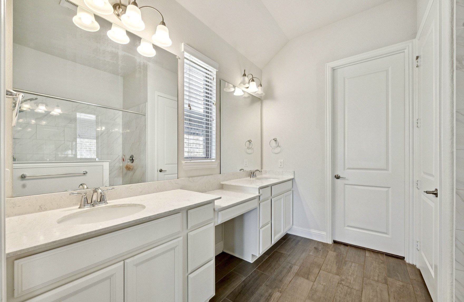 2732 Promenade The Colony TX 75056