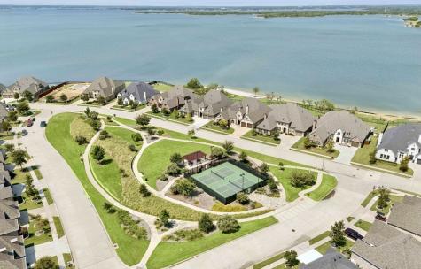 2732 Promenade The Colony TX 75056